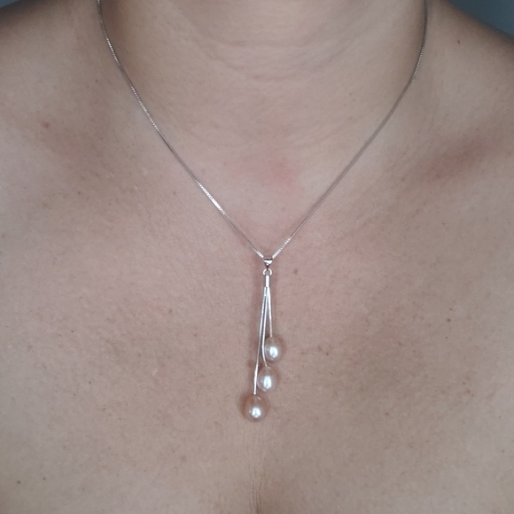 Sterling Three Pearl Necklace - Picture 6 of 8